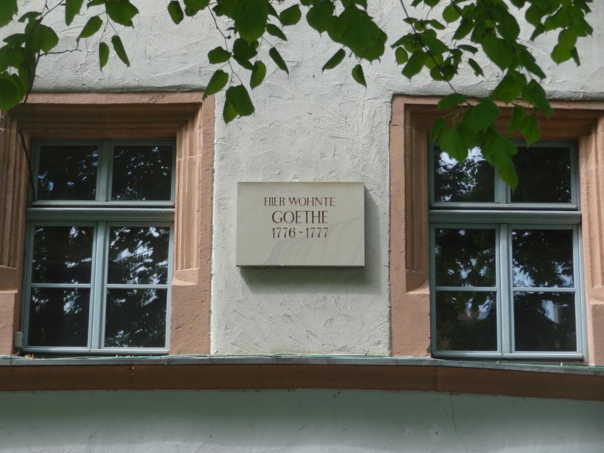 "Goethezimmer" Ferienwohnung Und Zimmer Am Burgplatz Weimar  Eksteriør billede