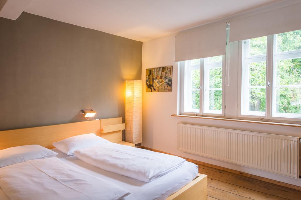 "Goethezimmer" Ferienwohnung Und Zimmer Am Burgplatz Weimar  Eksteriør billede