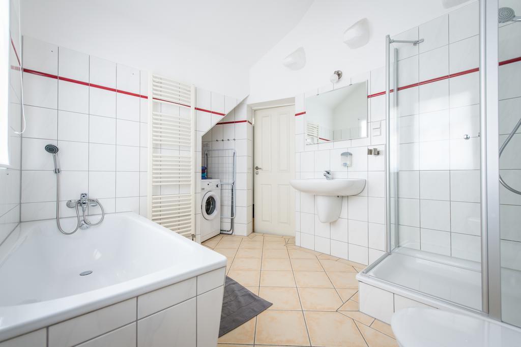 "Goethezimmer" Ferienwohnung Und Zimmer Am Burgplatz Weimar  Eksteriør billede