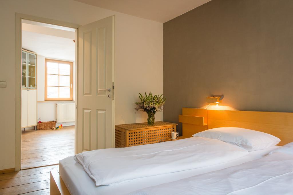 "Goethezimmer" Ferienwohnung Und Zimmer Am Burgplatz Weimar  Eksteriør billede