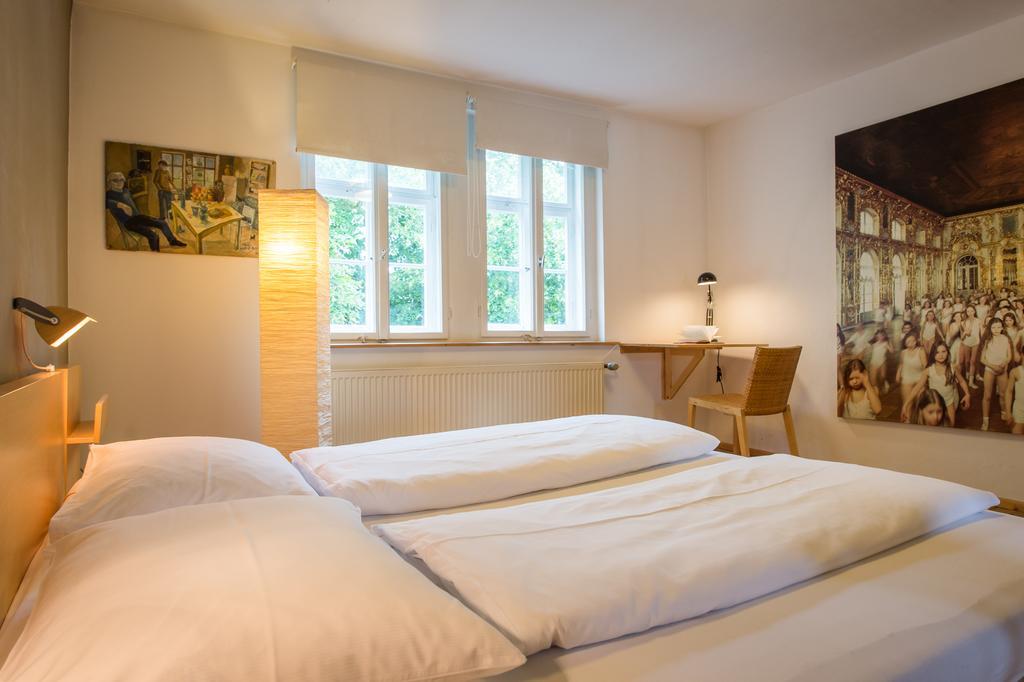 "Goethezimmer" Ferienwohnung Und Zimmer Am Burgplatz Weimar  Eksteriør billede