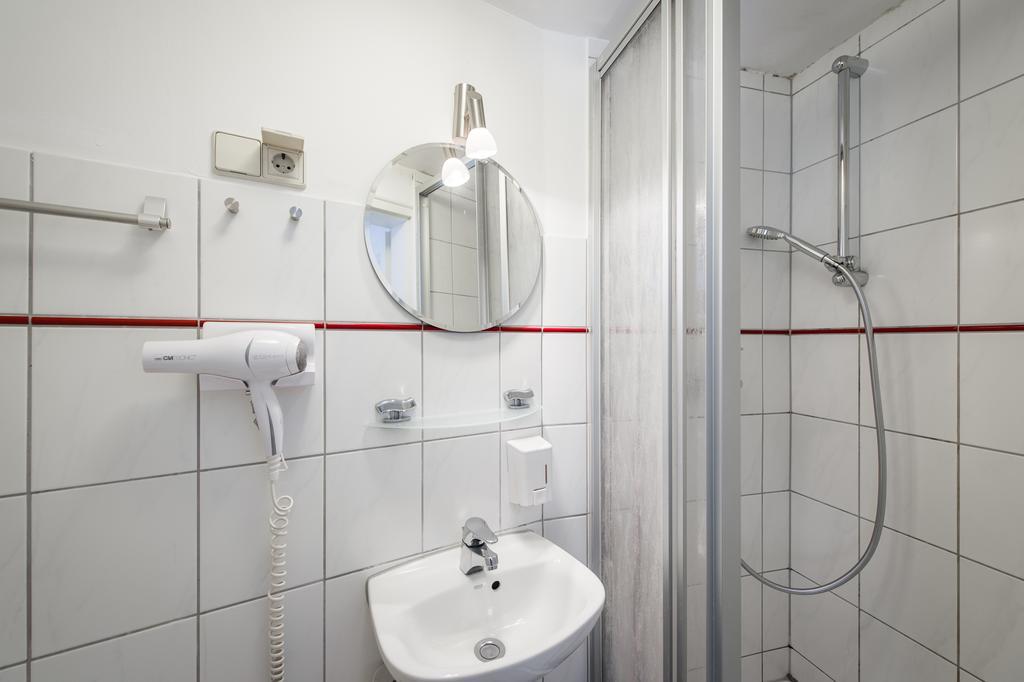 "Goethezimmer" Ferienwohnung Und Zimmer Am Burgplatz Weimar  Eksteriør billede